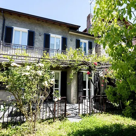 Castello Di Vezio In The Village Holiday home *