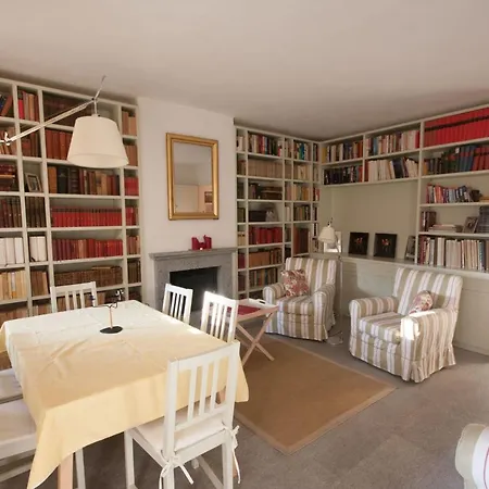 Castello Di Vezio In The Village Holiday home *